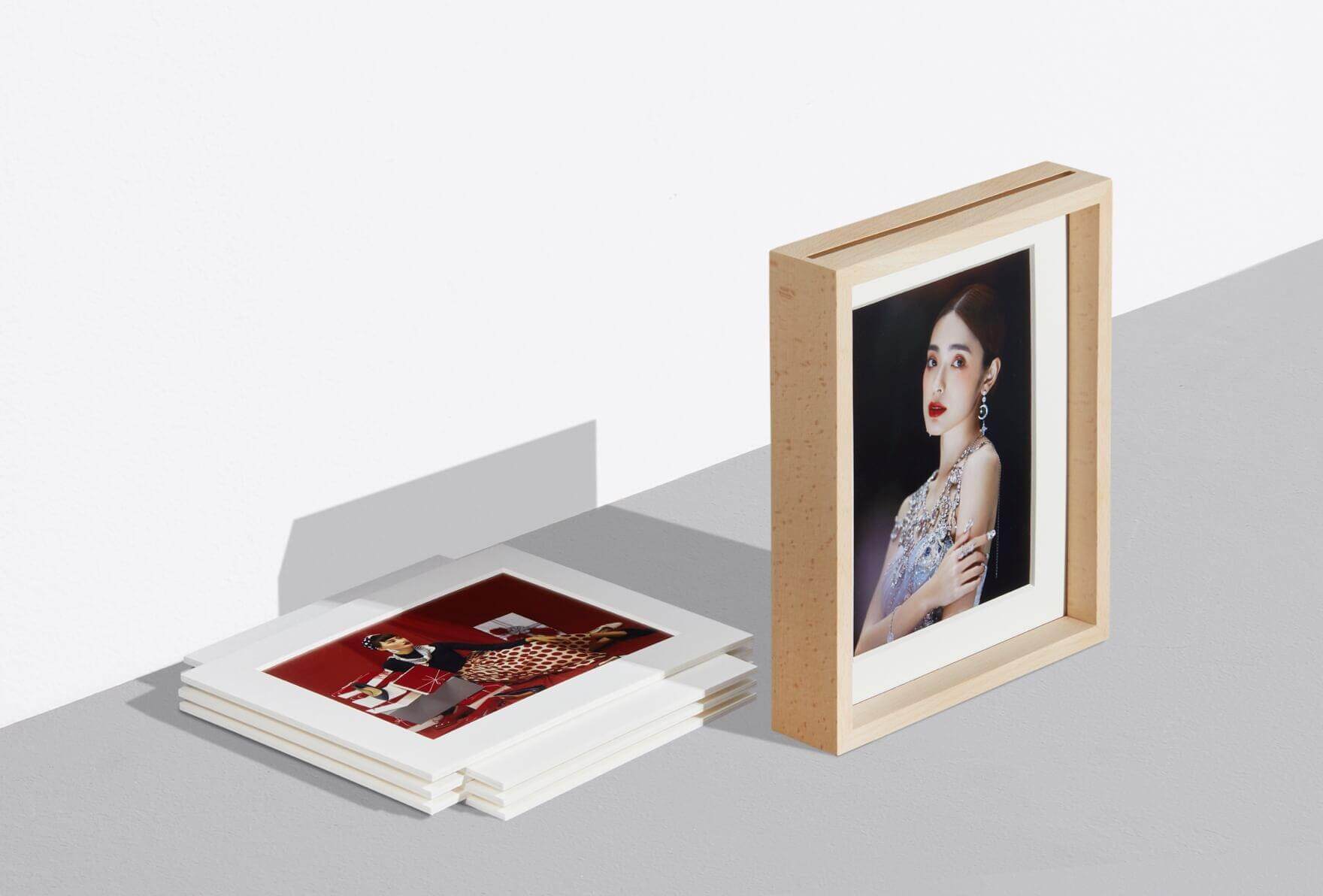 Slide-in Print Stand – madebyPHOTOS